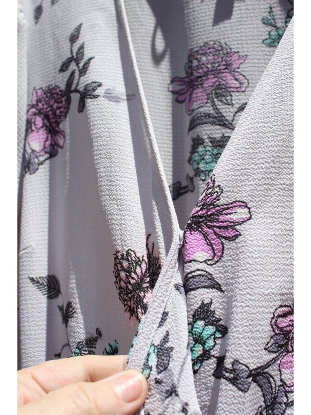 Candies Floral Maxi Romper Sz S Dress Purple V-Neck Belted Flutter Sleeves #H34 - Picture 7 of 13